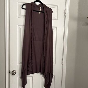 Sleeveless Brown Drape Cardigan